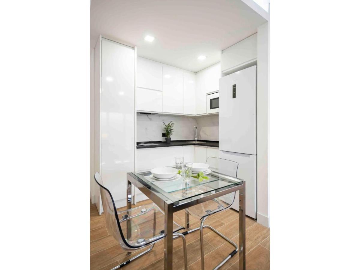 Precioso Apartamento A Pie De Calle - Retiro- Dr Laguna Madrid Eksteriør billede